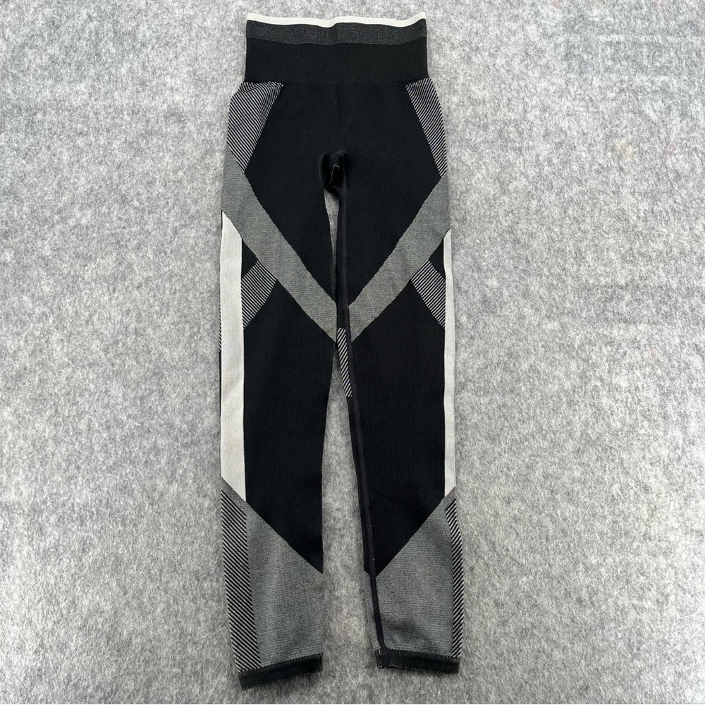 Victorias Secret PINK Cool & Comfy Leggings Size XS NEW